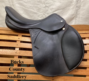 17"  Prestige Versailles Close Contact Saddle   08366