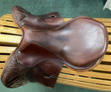 17.5" Devoucoux Close Contact Saddle   08525