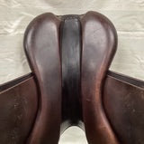 17.5" Devoucoux Close Contact Saddle   08533