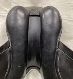 18" County Dressage Saddle   08581