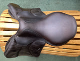 17.5" Voltaire Stuttgart Close Contact Saddle  08667