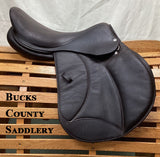 17.5" Voltaire Stuttgart Close Contact Saddle  08667