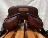 16.5" Dominus Close Contact Saddle   08669