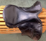 18" Schleese HK Dressage Saddle  08705