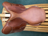 17.5" Beval LTD 2 Close Contact Saddle   08710