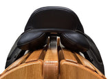 17.5" Wintec 500 Jump Close Contact Saddle   08722