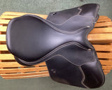 17.5" Wintec 500 Jump Close Contact Saddle   08722